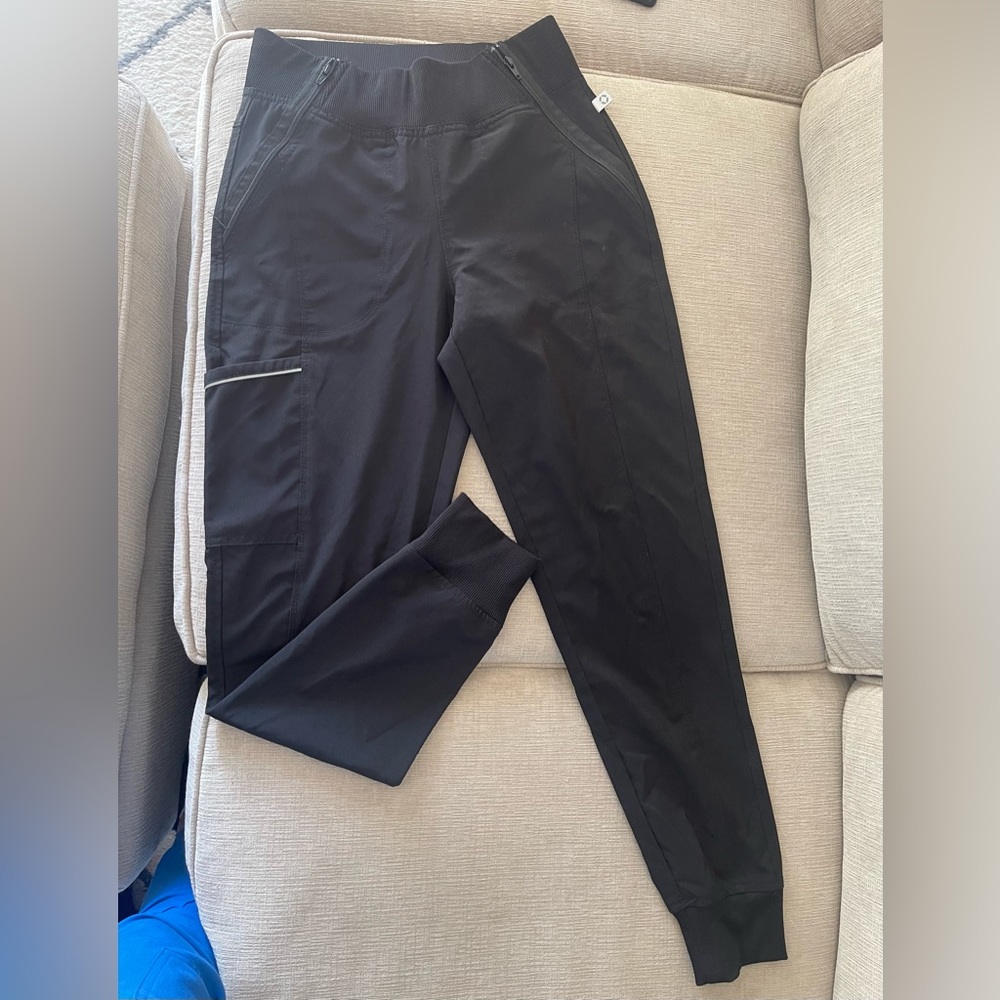 Cherokee Infinity Jogger Set - image 3